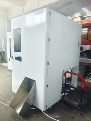 Haloo Sprzedawcy maszyny do sprzedaży lodów Ekran 24 godzin Maszyna do sprzedaży lodów do automatycznego pakowania Maszyna do sprzedaży lodów bankomatu