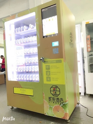Chłodzące napoje i przekąski Inteligentny automat, automat z przenośnikiem taśmowym